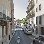 Premium Central Lisbon Apartment - Walk Everywhere