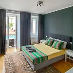 Premium Central Lisbon Apartment - Walk Everywhere Lägenhet