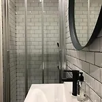 Premium Central Lisbon Apartment - Walk Everywhere